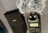 Anrejistrè dijital pòtab TASCAM DR-40