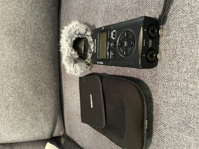 Anrejistrè dijital pòtab TASCAM DR-40