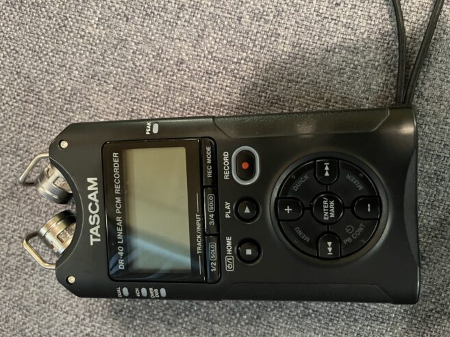 Anrejistrè dijital pòtab TASCAM DR-40