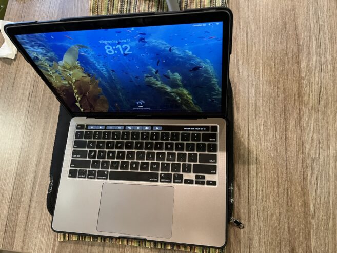 MacBook Pro M1 2020 13 plus